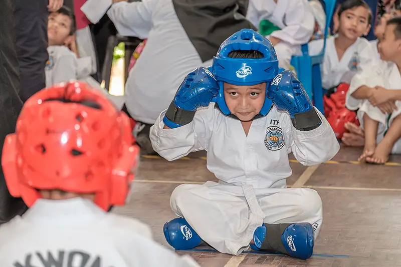 blog post pos taekwondo enosxiei aftopepoithisi se paidia